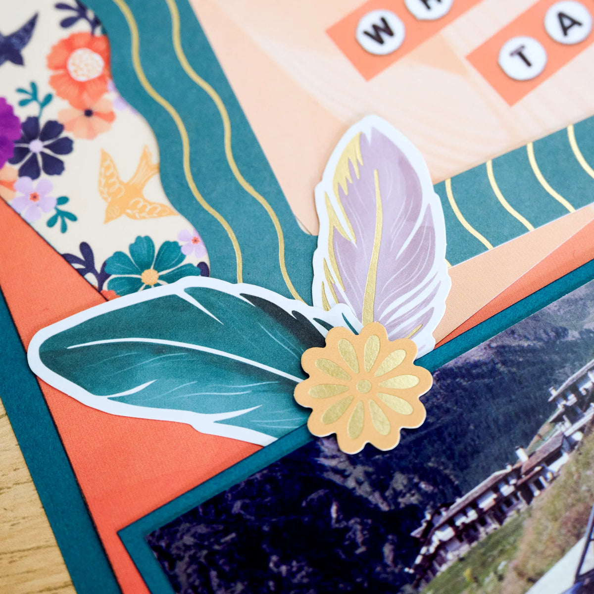 Free Spirit Foiled Embellishments (40/pk)