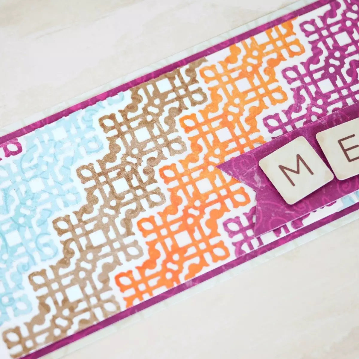 Elegant Diamond Border Punch