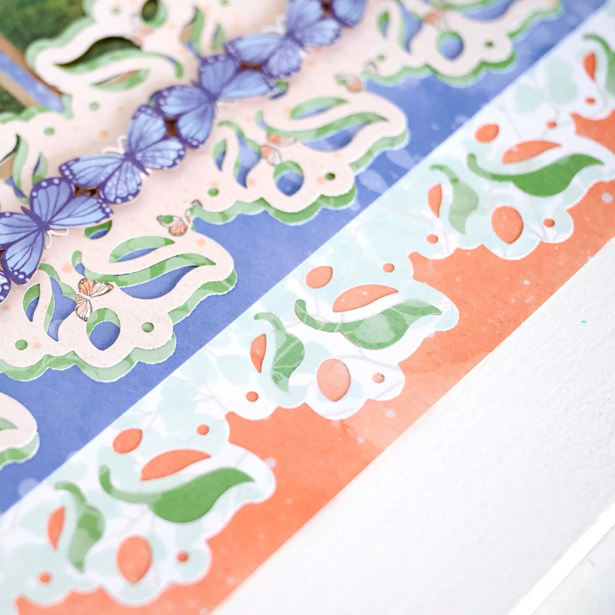 Spring Leaves Frame Punch
