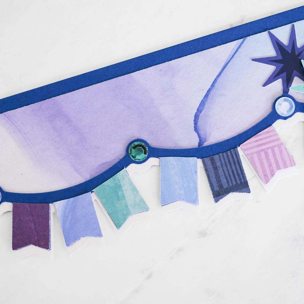 Garland Banner Border Punch